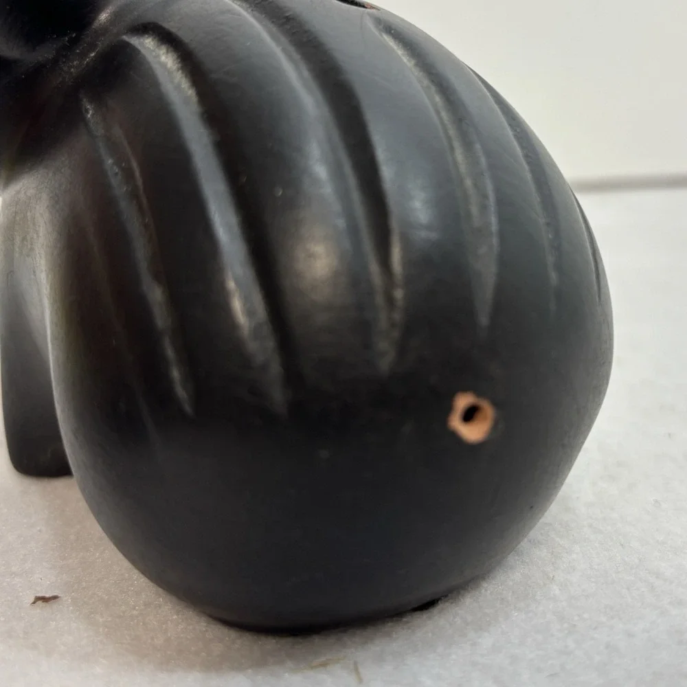 N/A vintage black